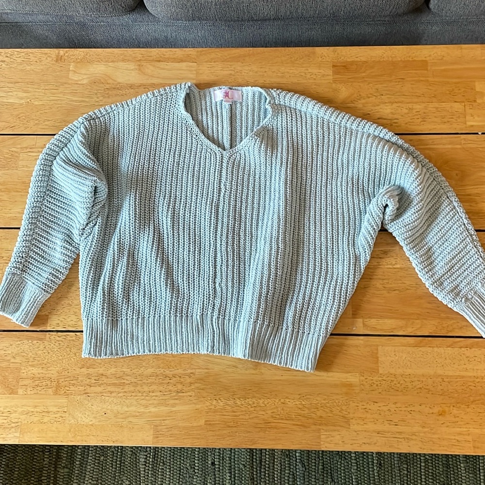 Chloe + Cyrus Cropped Sweater Girls XXL